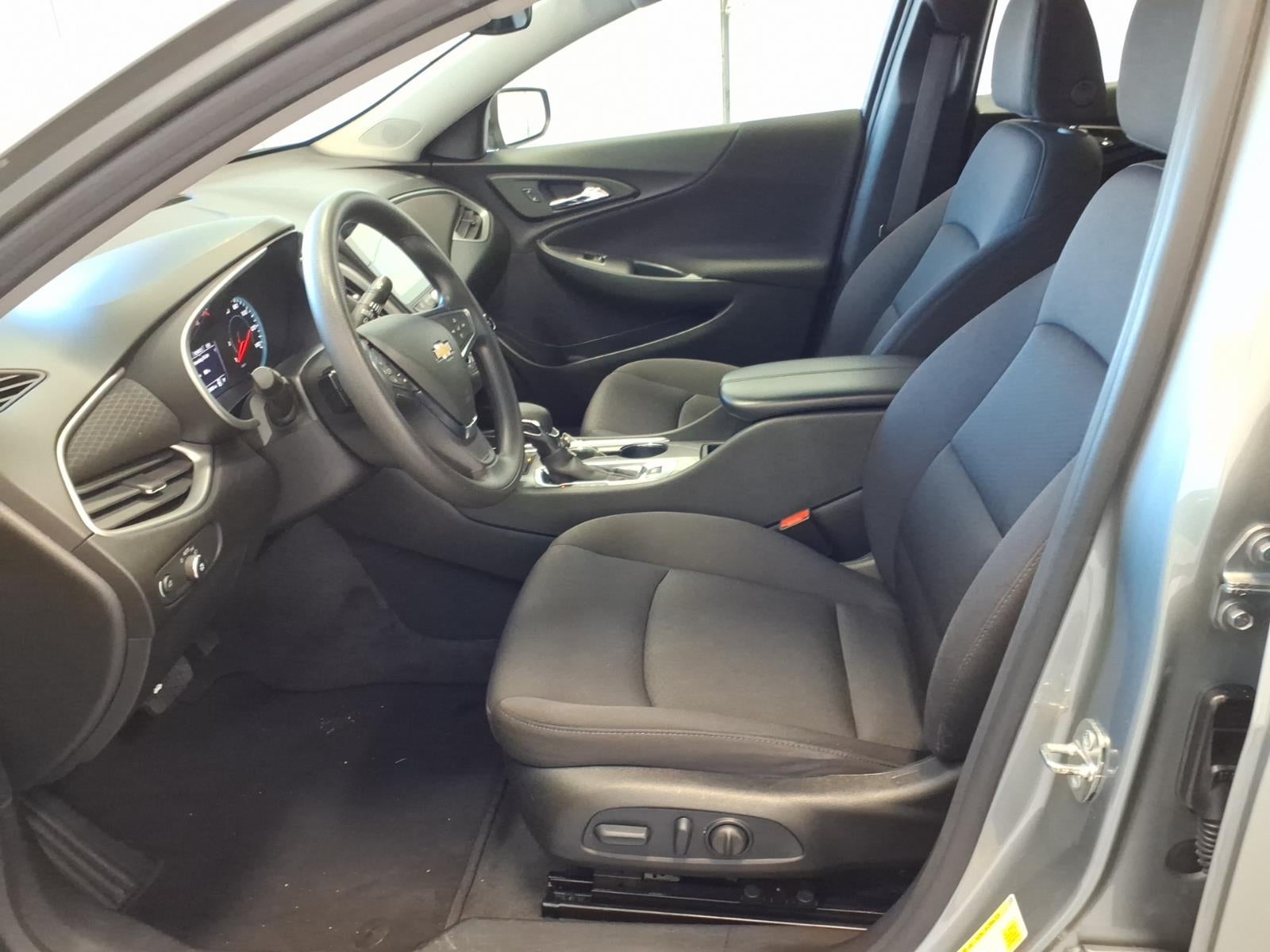 2024 Chevrolet Malibu LT w/1LT