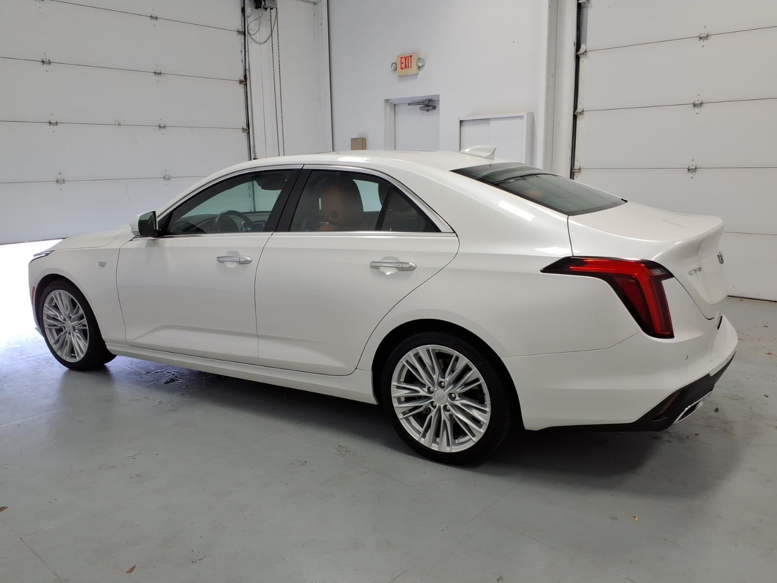 2022 Cadillac CT4 Premium Luxury
