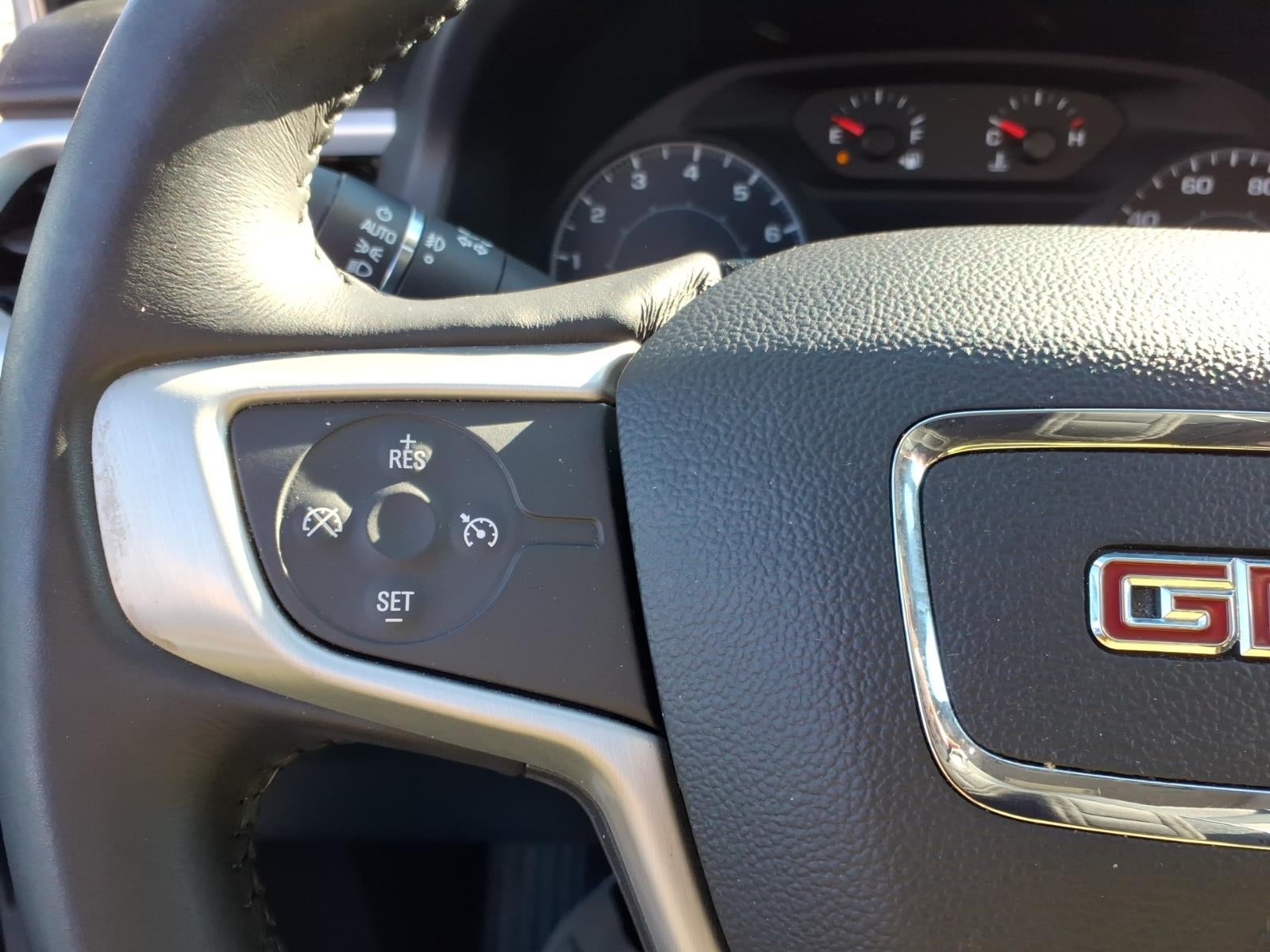 2017 GMC Acadia SLE-2