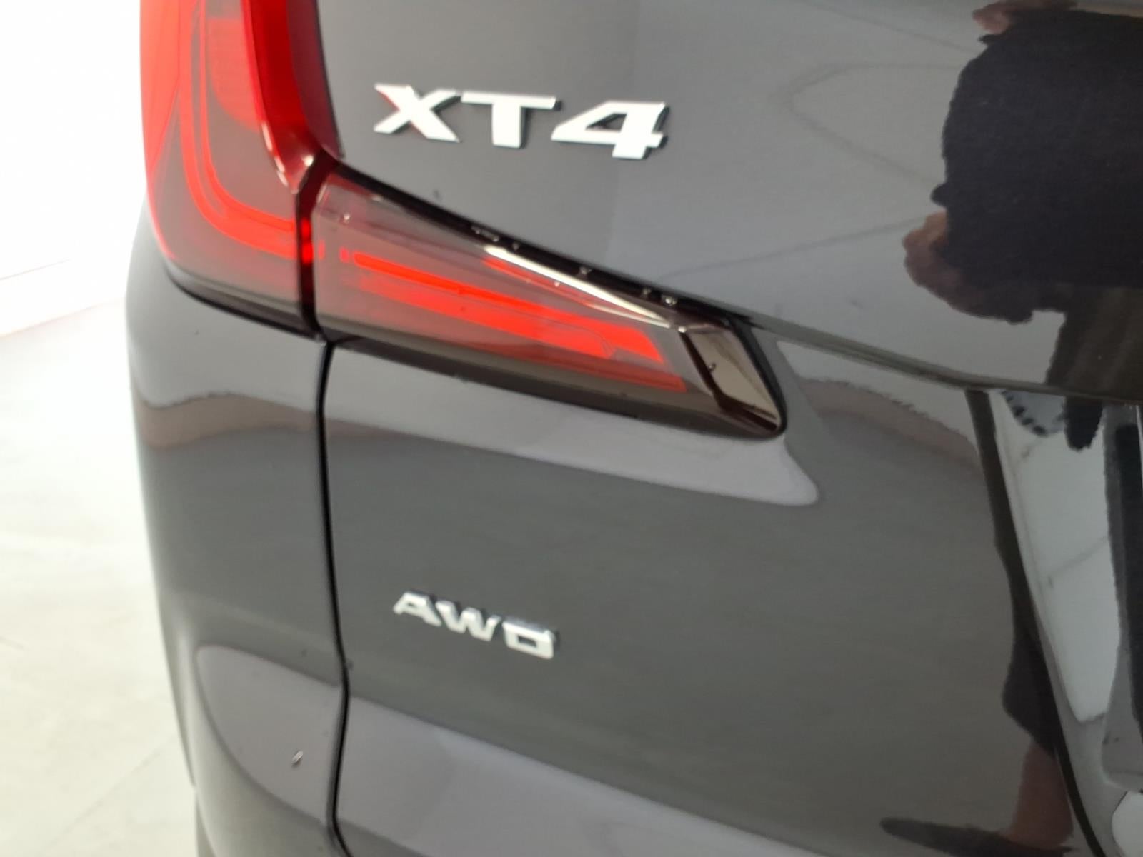 2023 Cadillac XT4 Luxury