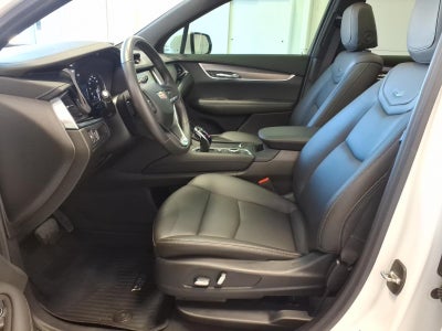 2023 Cadillac XT6 Luxury