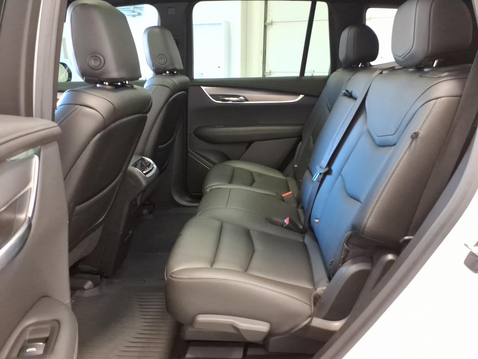 2023 Cadillac XT6 Luxury