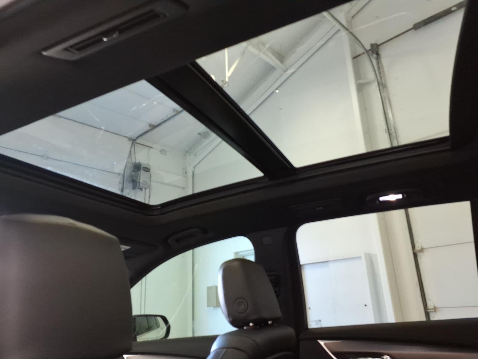 2023 Cadillac XT6 Luxury