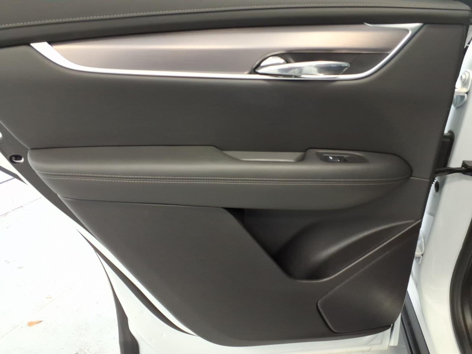 2023 Cadillac XT6 Luxury