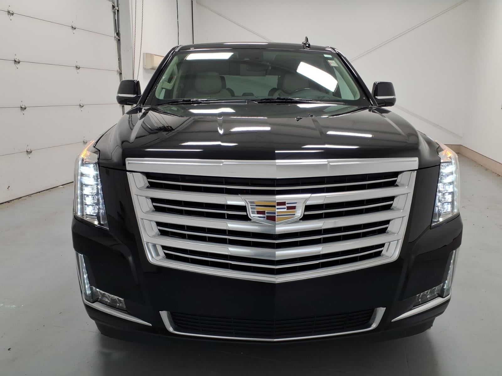 2020 Cadillac Escalade Luxury