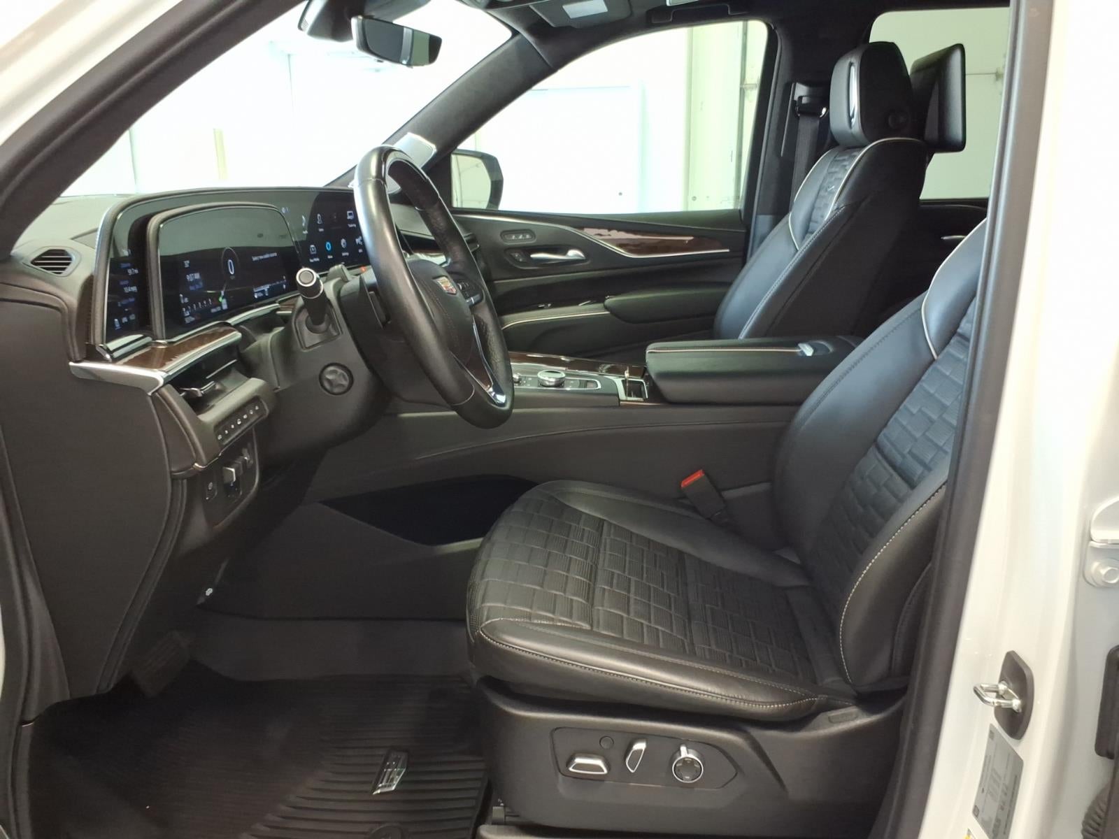 2023 Cadillac Escalade Premium Luxury Platinum