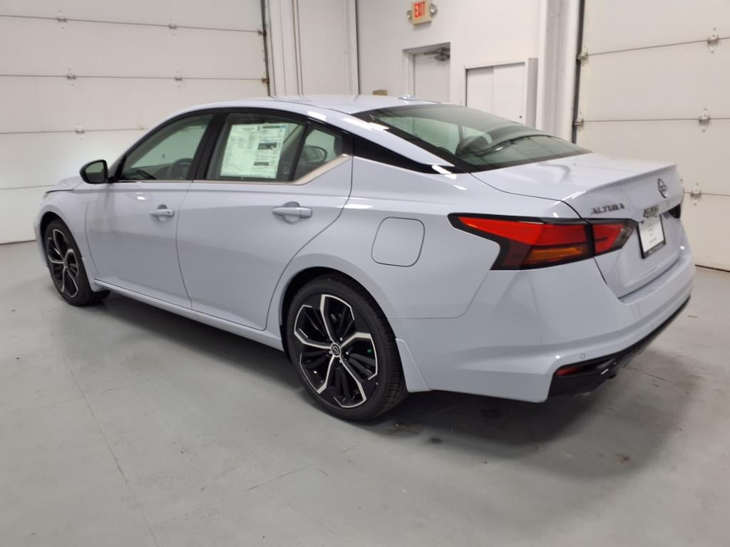 2025 Nissan Altima 2.5 SR