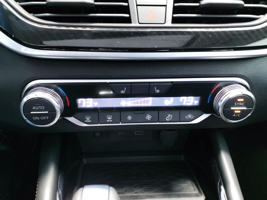 2025 Nissan Altima SR