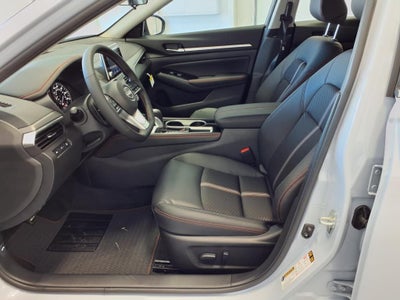 2025 Nissan Altima 2.5 SR