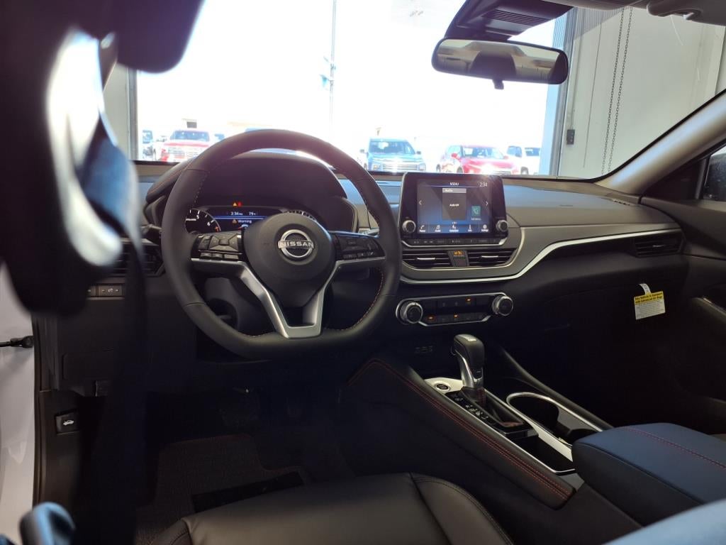 2025 Nissan Altima 2.5 SR