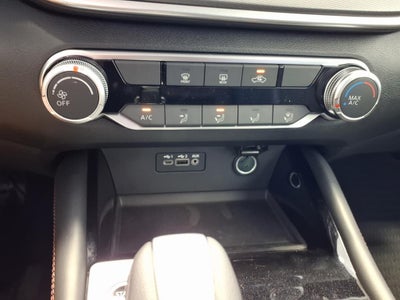 2025 Nissan Altima 2.5 SR