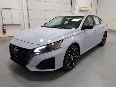 2025 Nissan Altima 2.5 SR