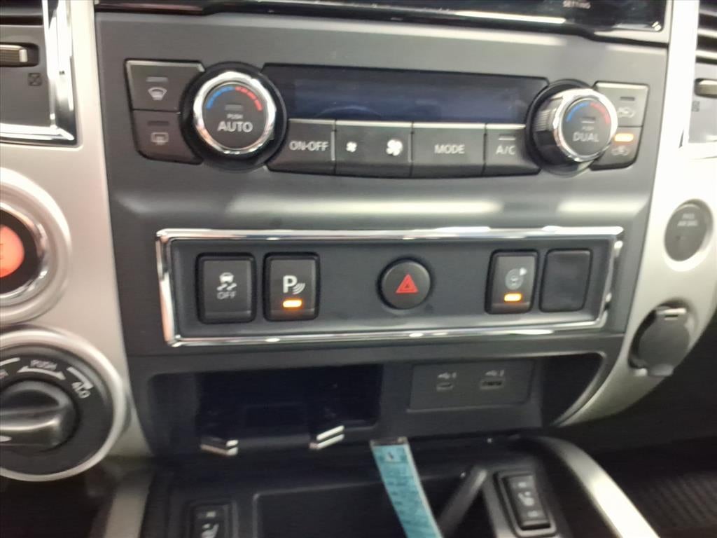 2021 Nissan Titan SV