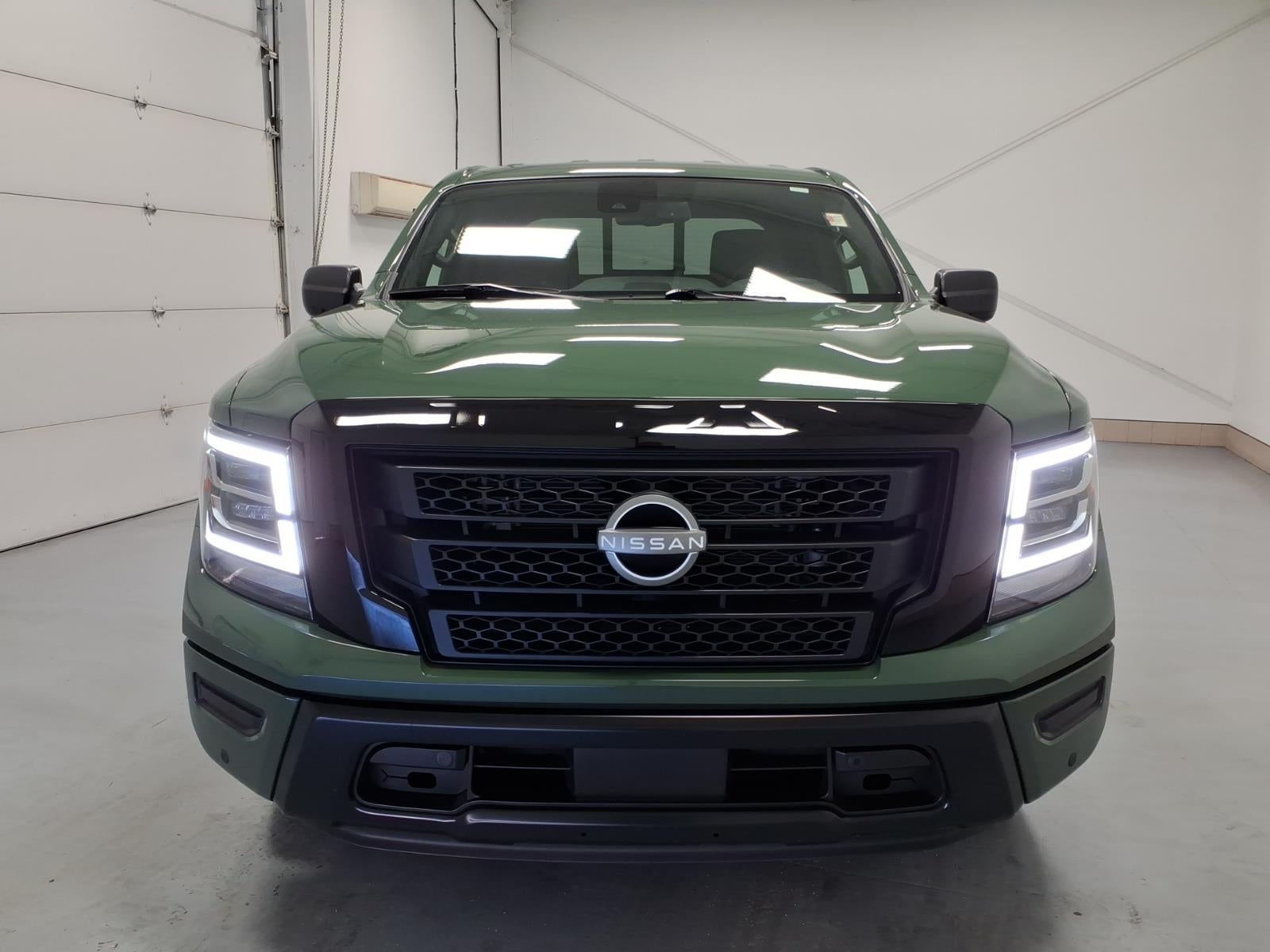 2024 Nissan Titan SV