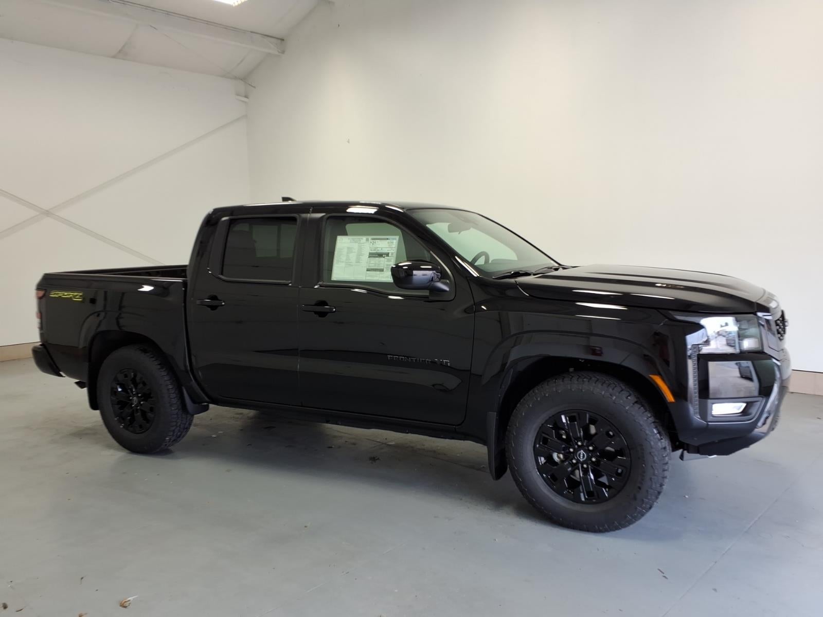 2027 Nissan Frontier SV