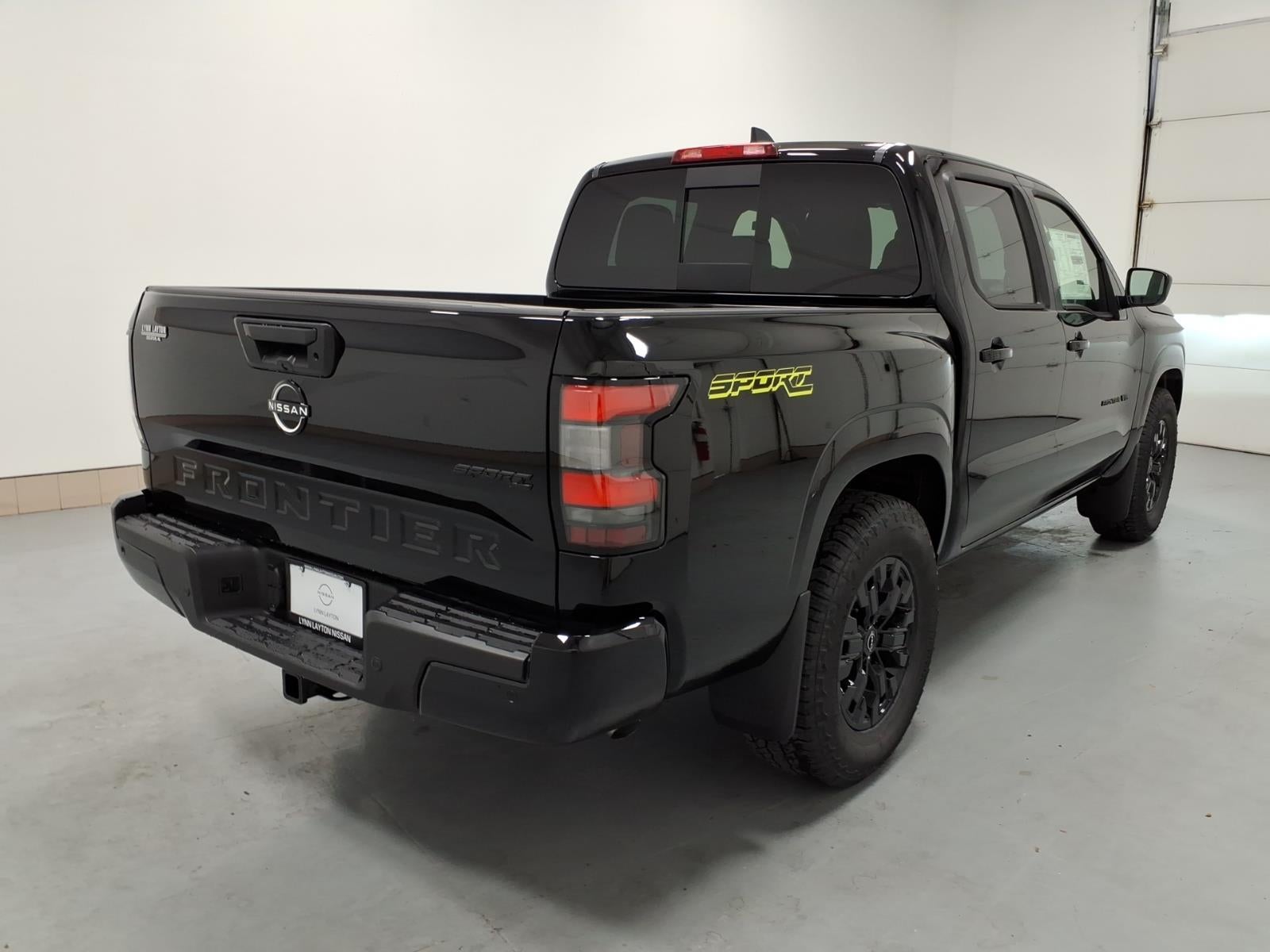 2027 Nissan Frontier SV