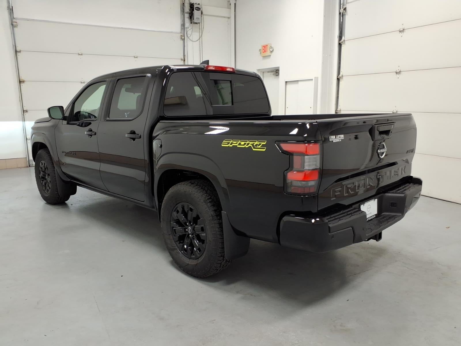 2027 Nissan Frontier SV