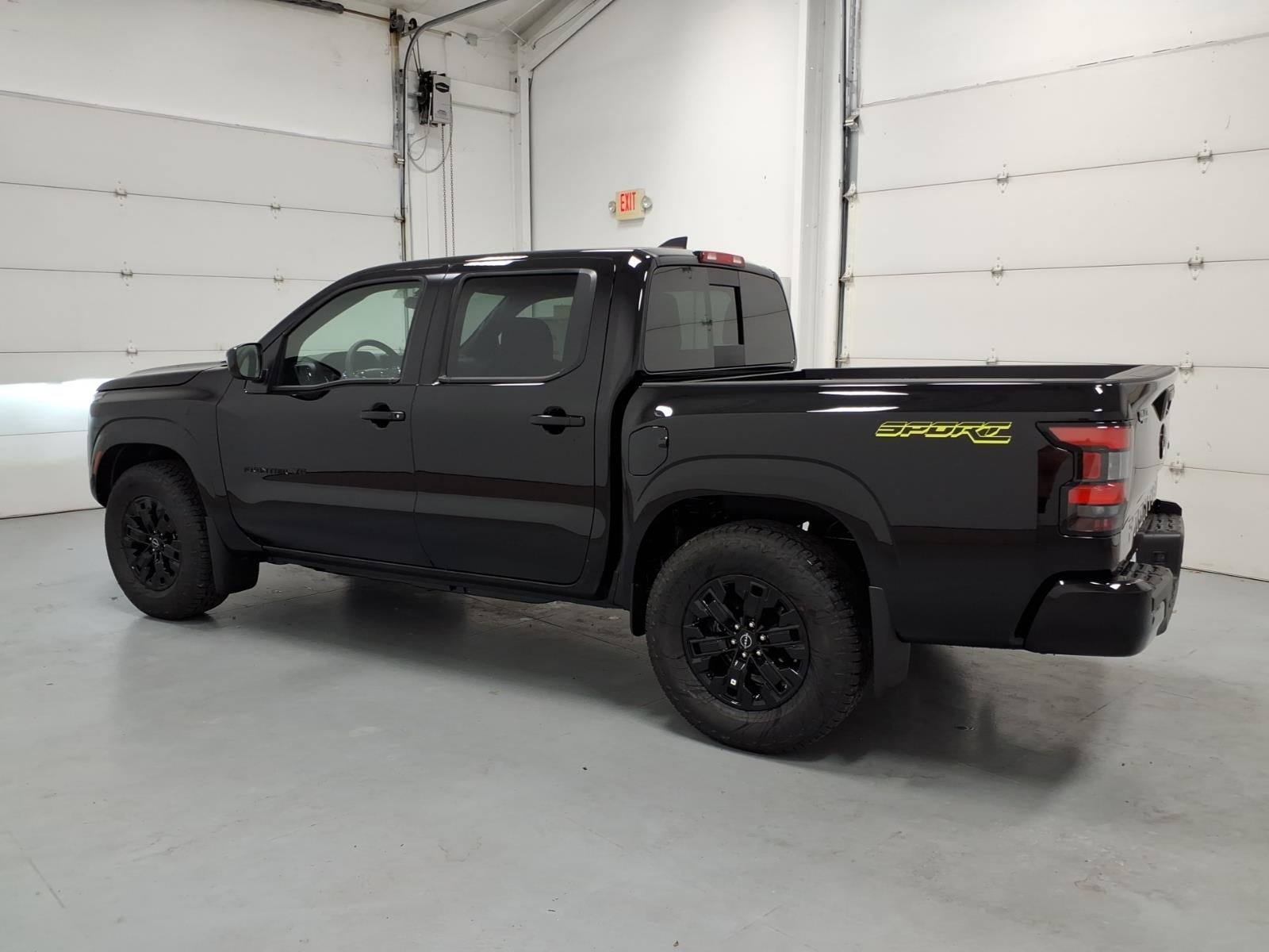 2027 Nissan Frontier SV
