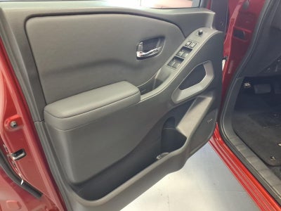 2024 Nissan Frontier SL