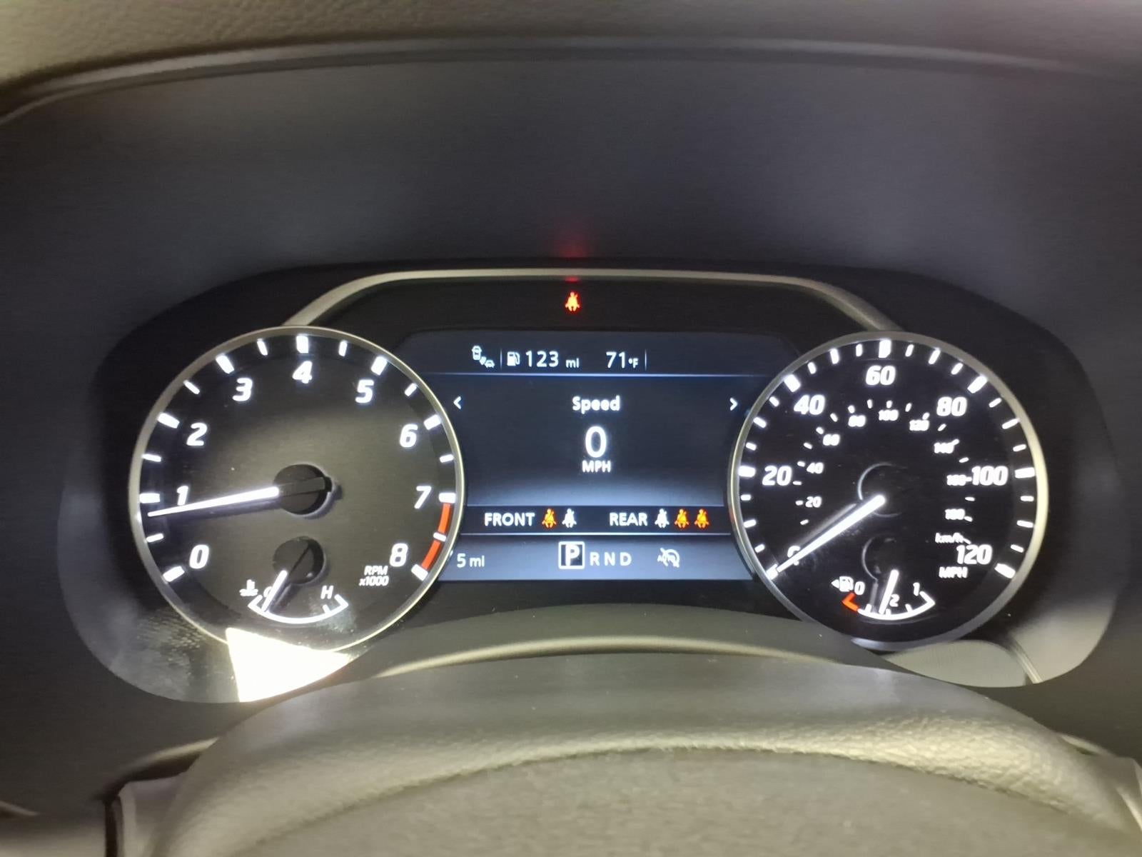 2027 Nissan Frontier SV