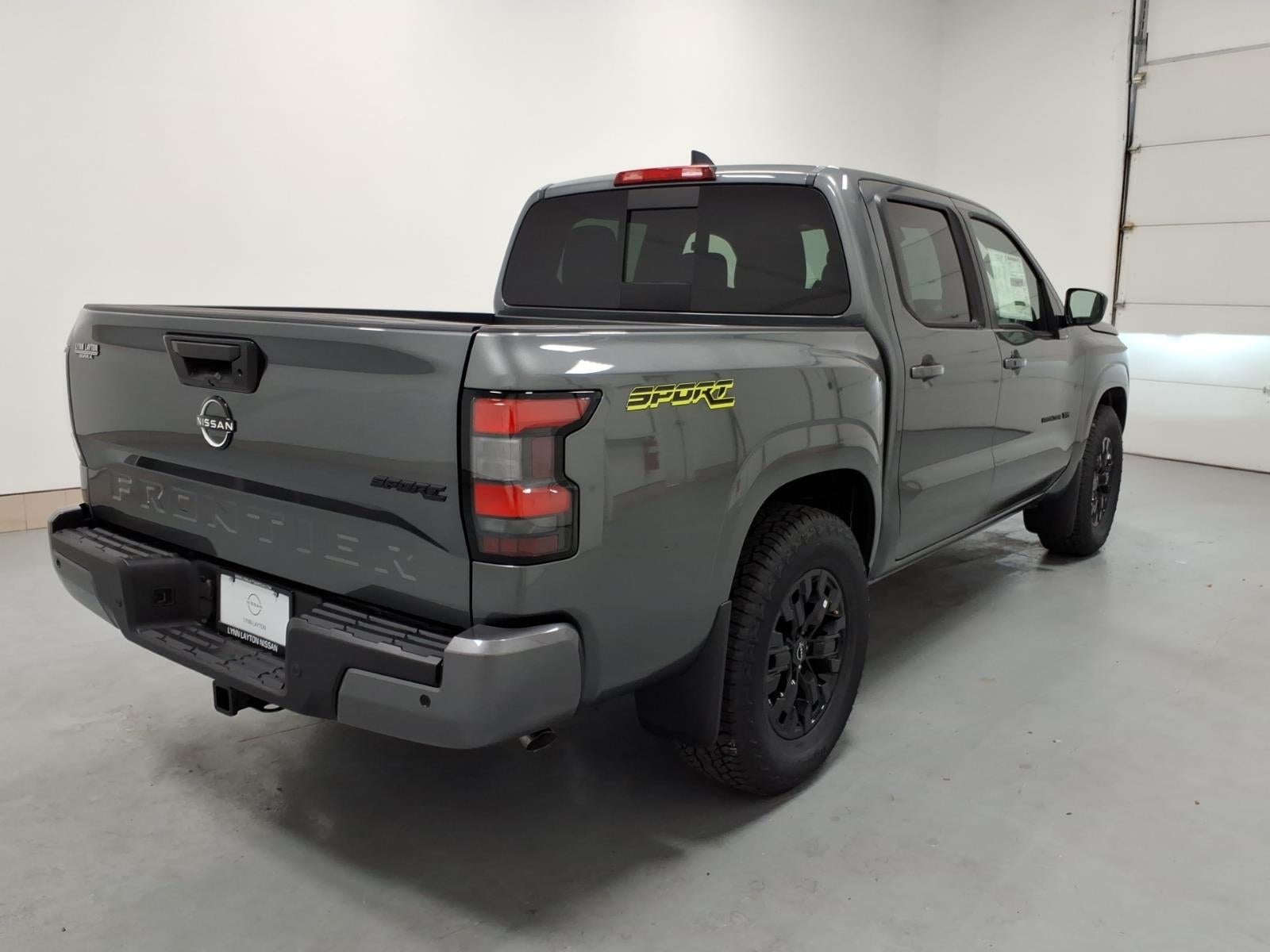 2027 Nissan Frontier SV