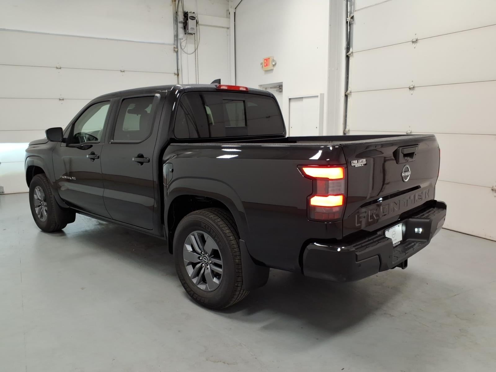 2027 Nissan Frontier SV