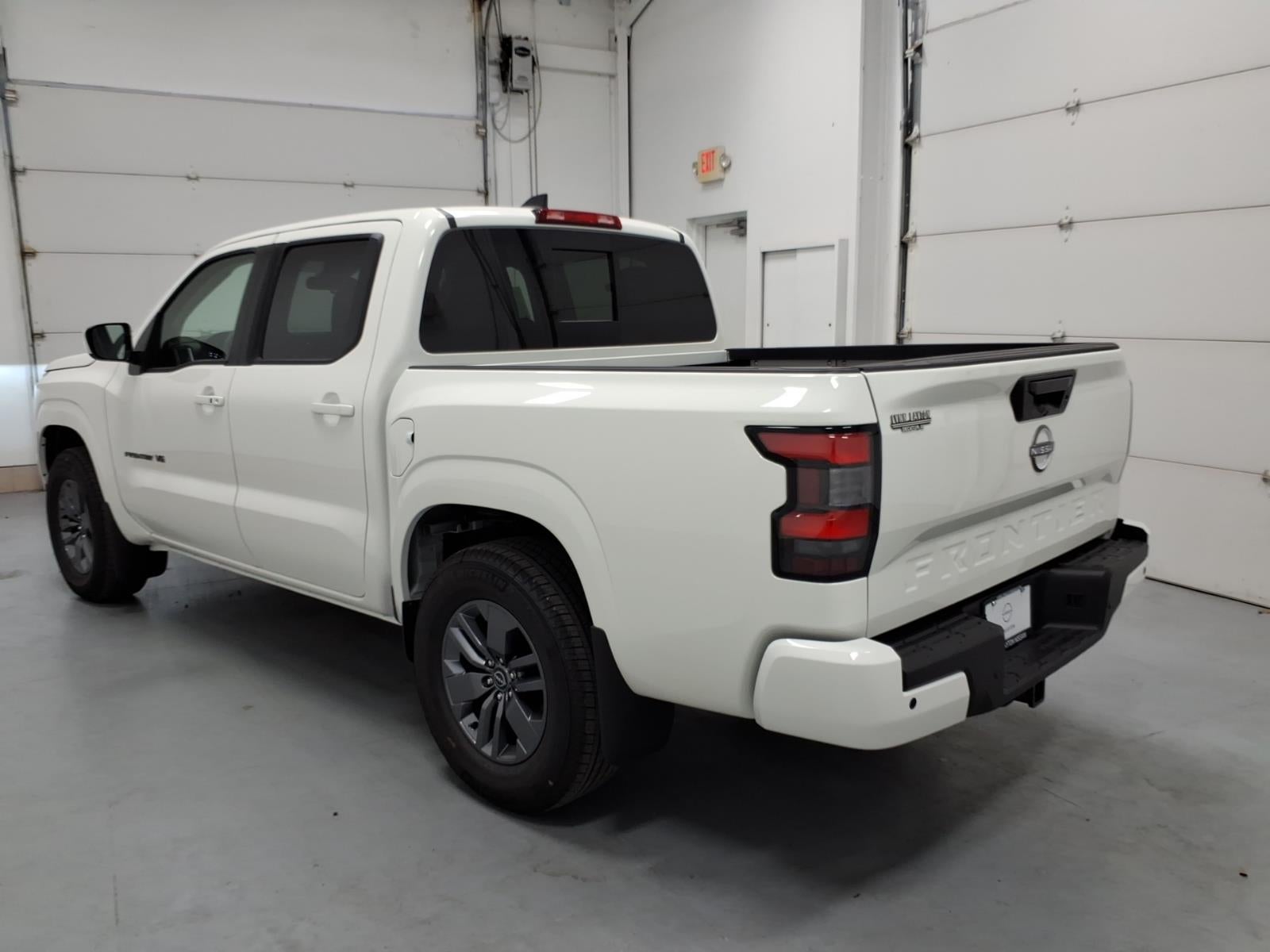 2027 Nissan Frontier SV