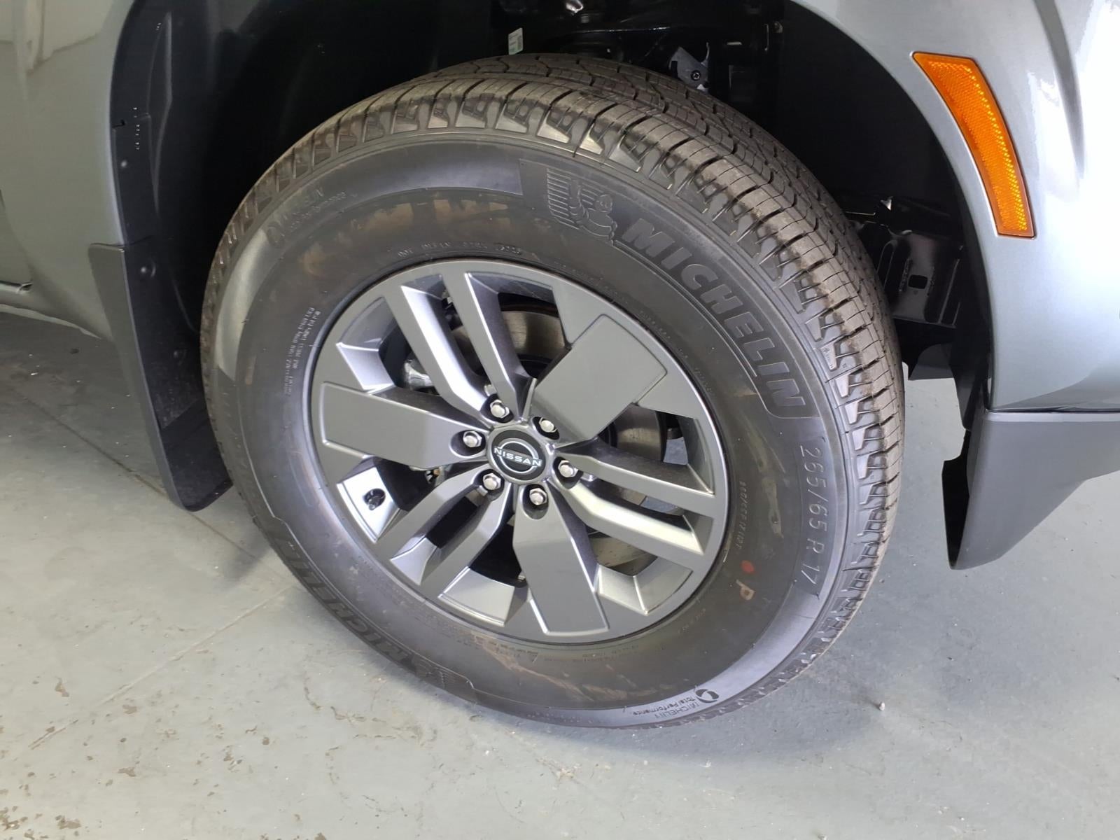 2027 Nissan Frontier SV