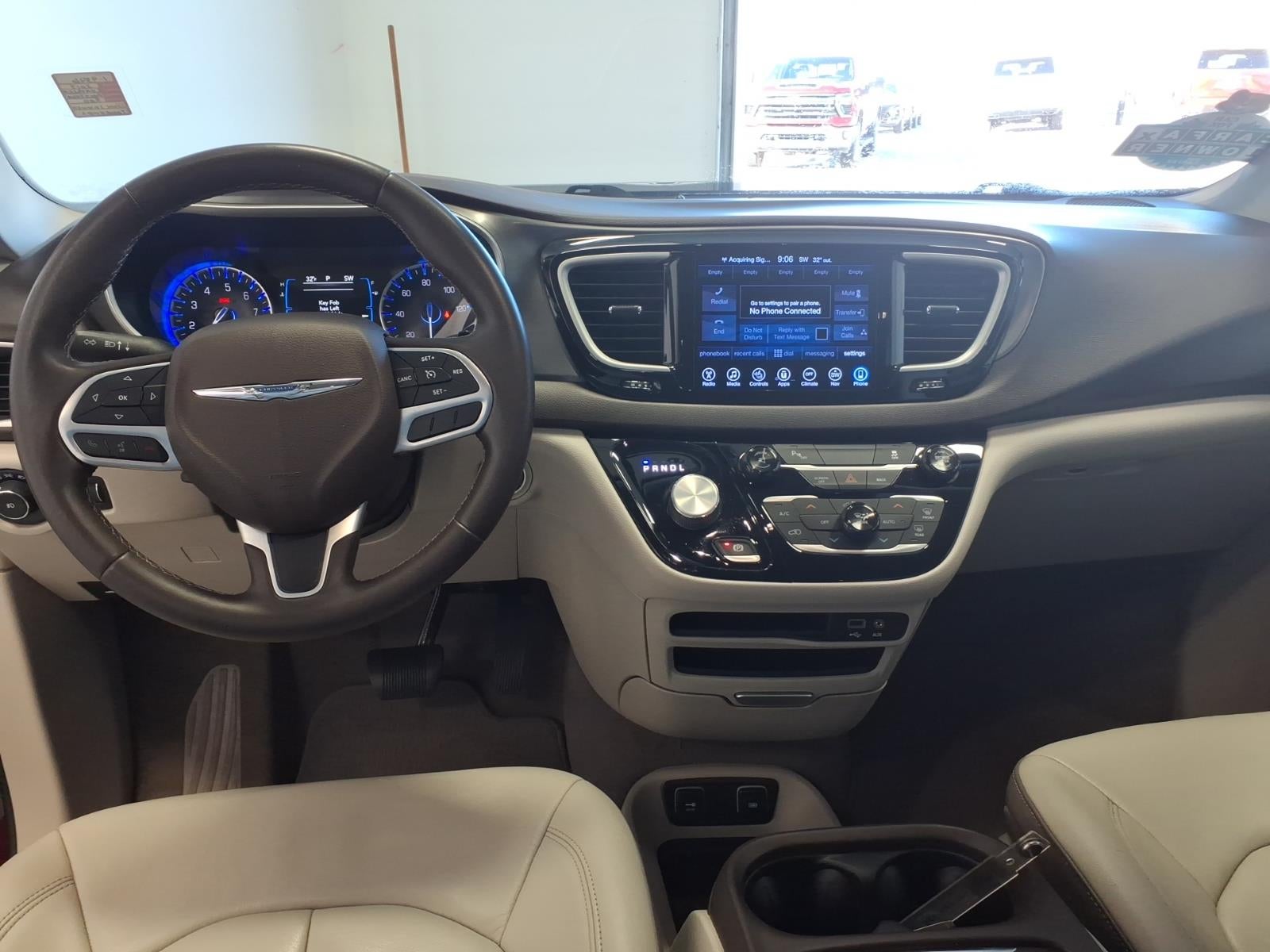 2017 Chrysler Pacifica Touring-L