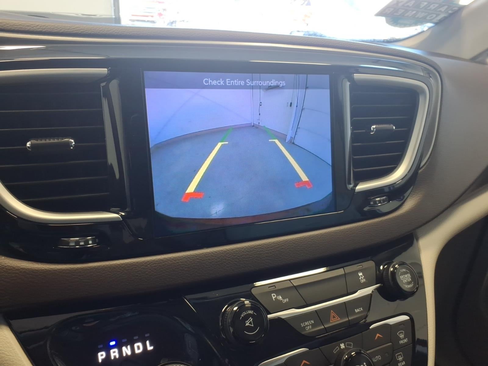 2017 Chrysler Pacifica Touring-L