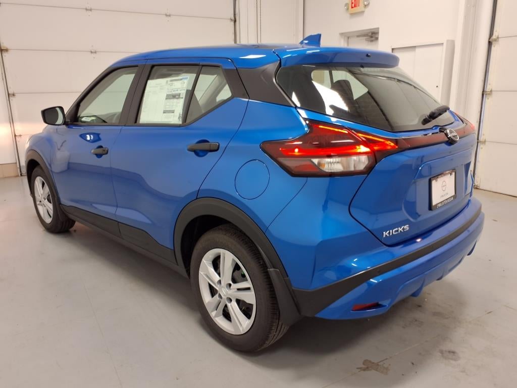 2025 Nissan Kicks Play S