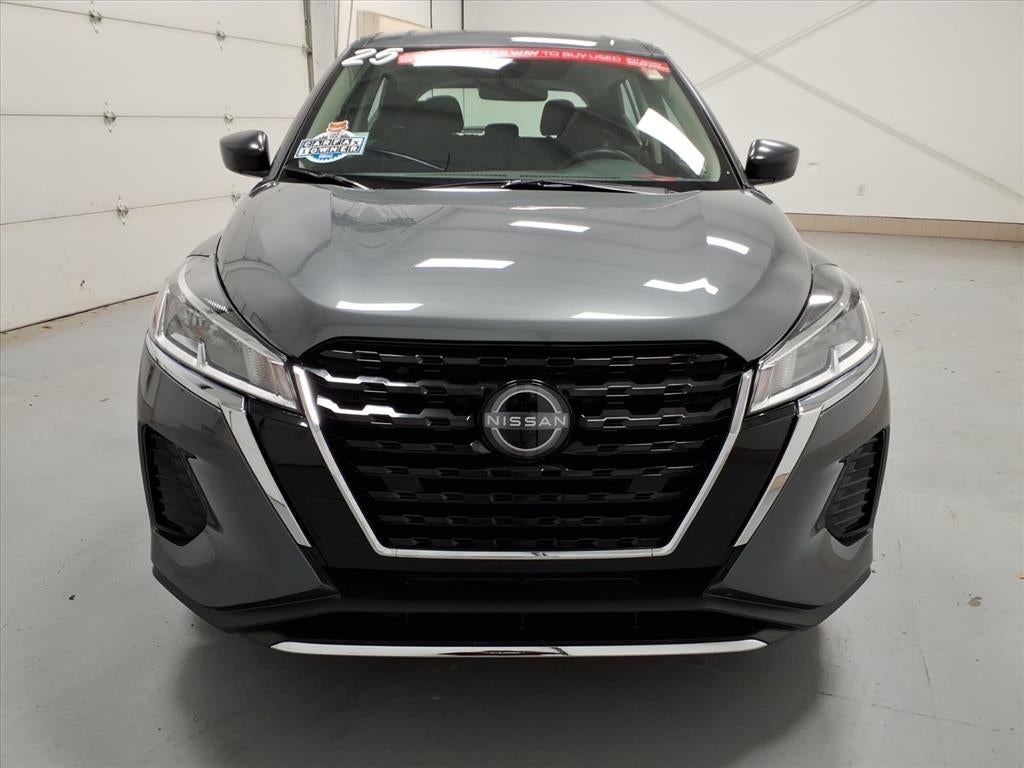 2025 Nissan Kicks Play S