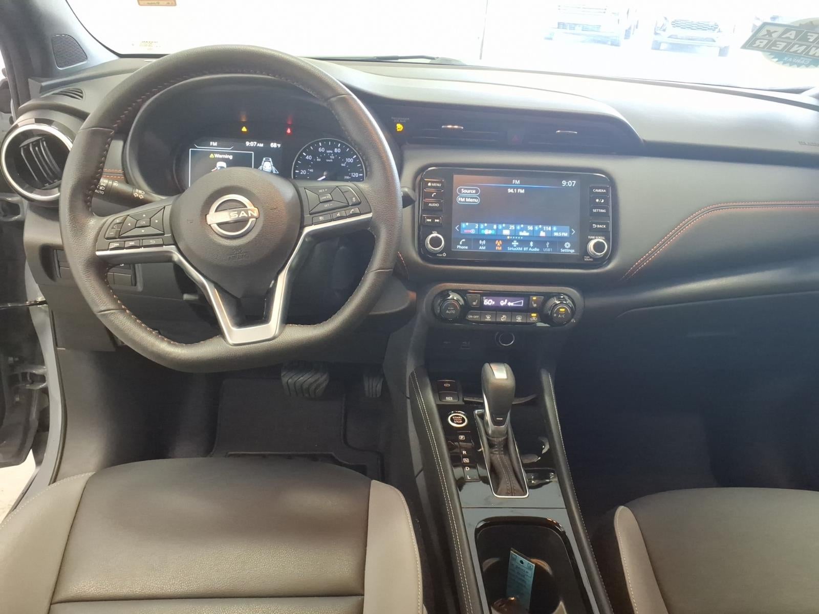 2023 Nissan Kicks SR