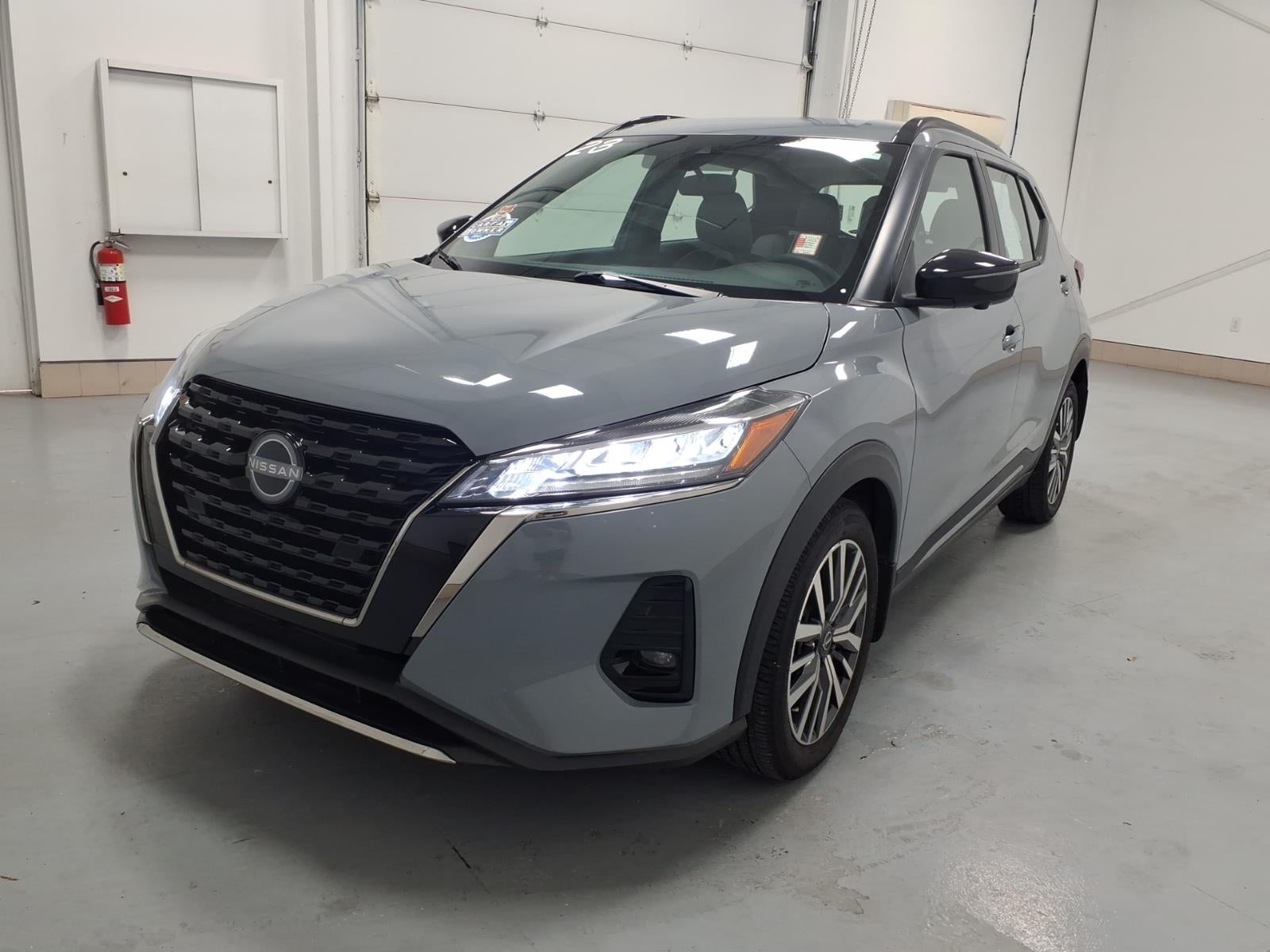 2023 Nissan Kicks SR