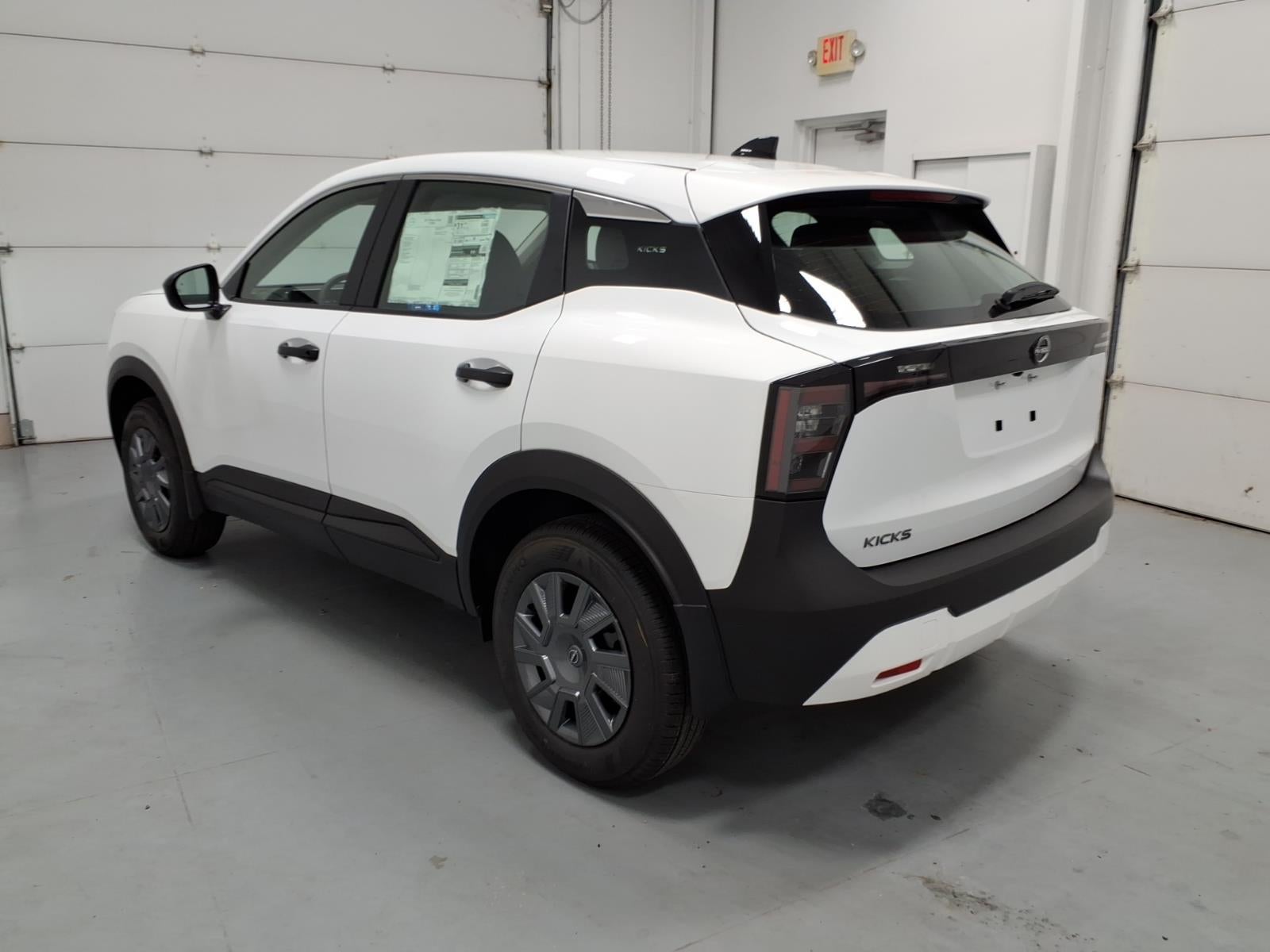 2027 Nissan Kicks S