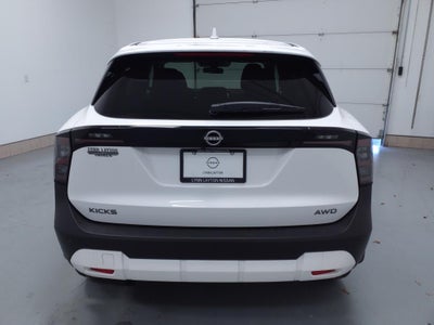 2025 Nissan Kicks SV