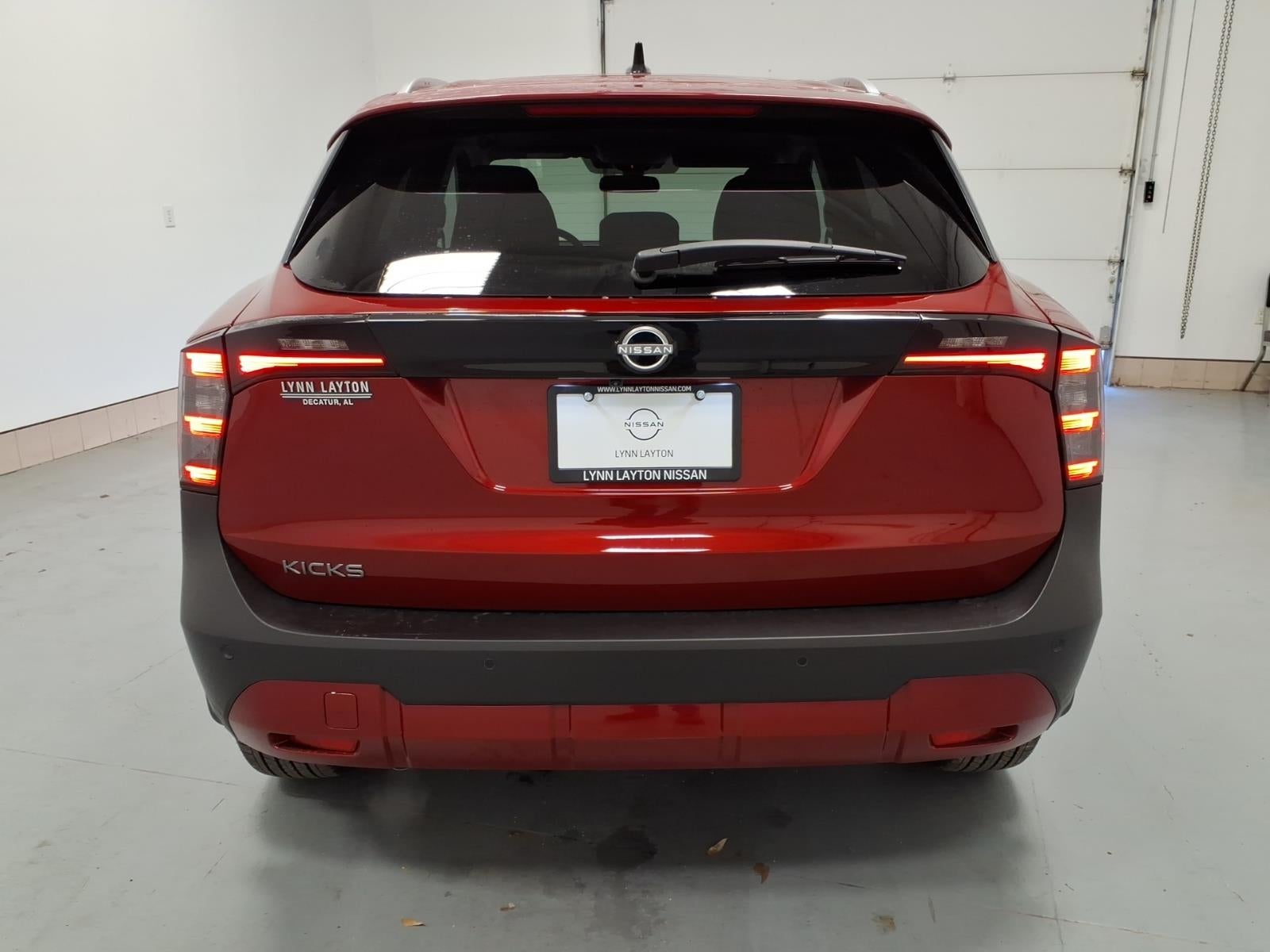 2026 Nissan Kicks SV
