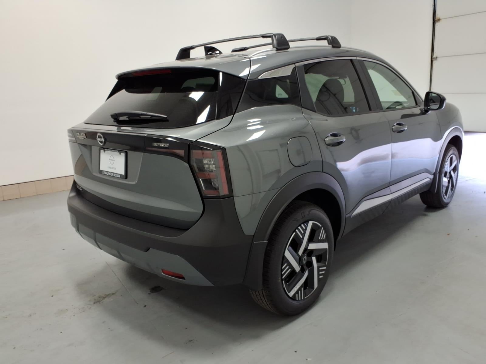 2027 Nissan Kicks SV