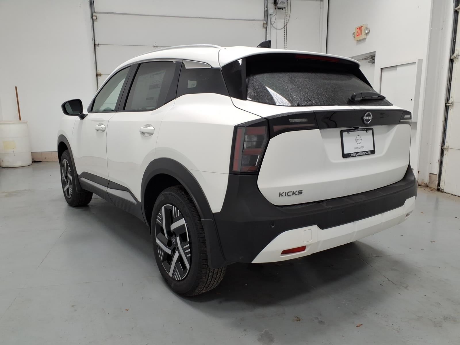 2026 Nissan Kicks SV