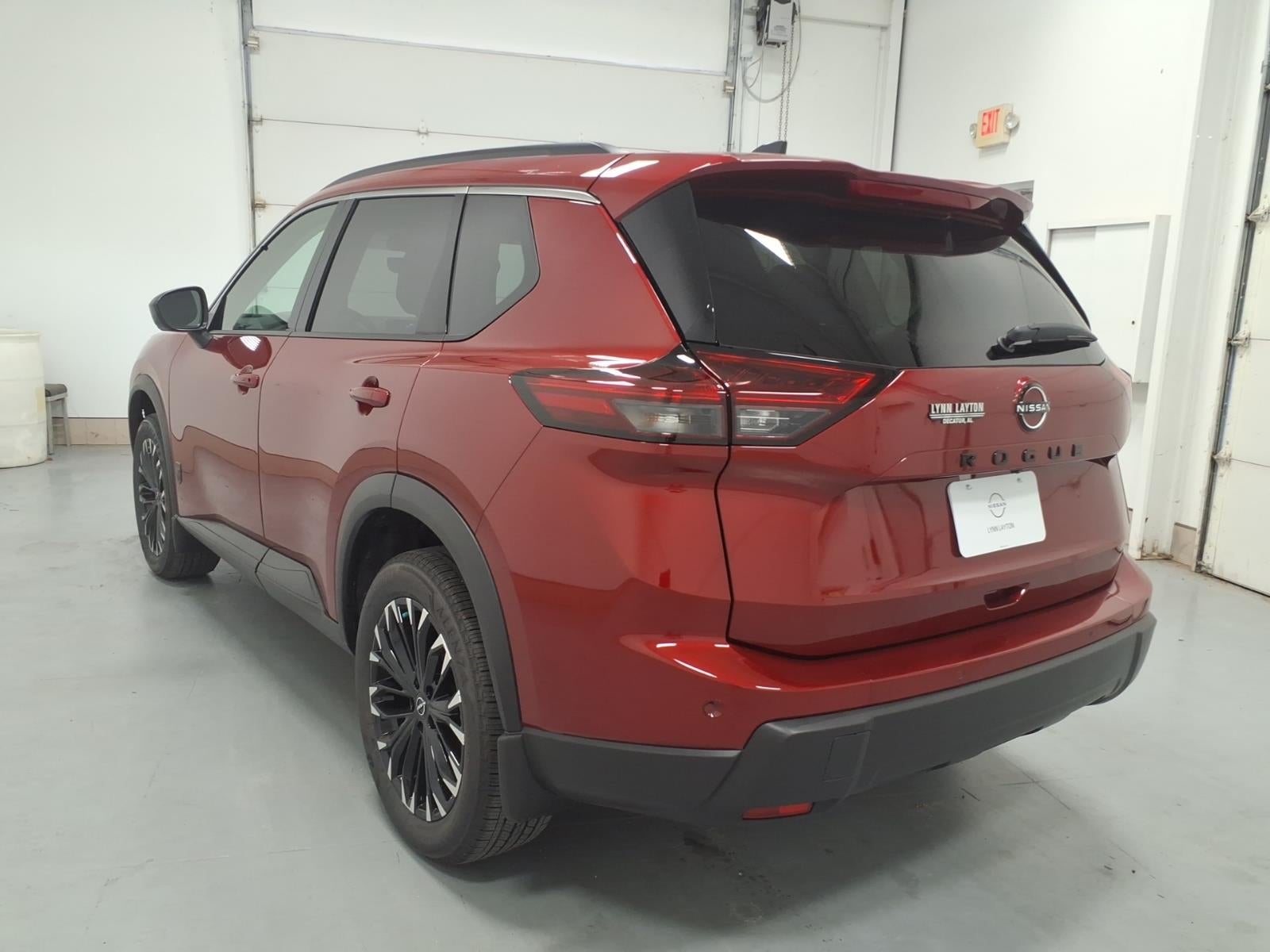 2026 Nissan Rogue Dark Armor