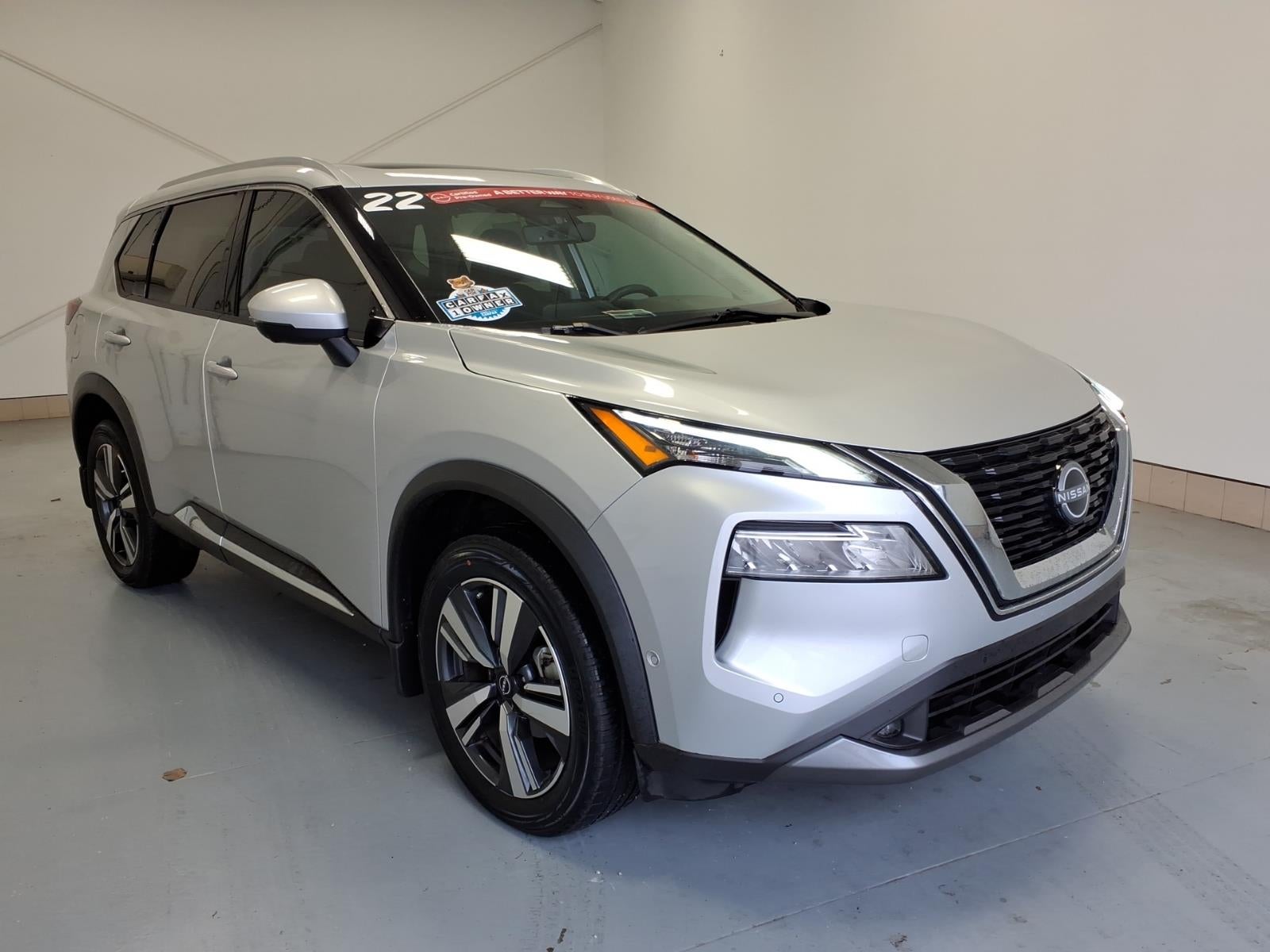 2022 Nissan Rogue SL