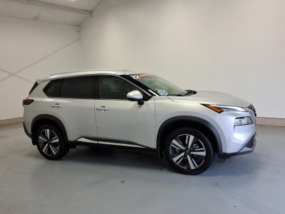 2022 Nissan Rogue SL