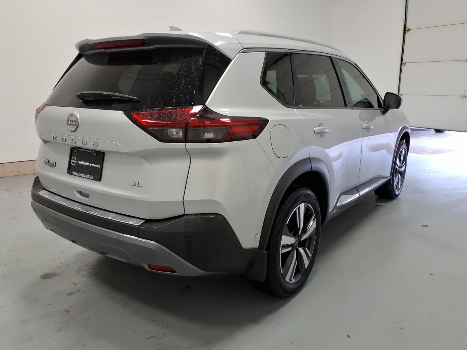 2022 Nissan Rogue SL