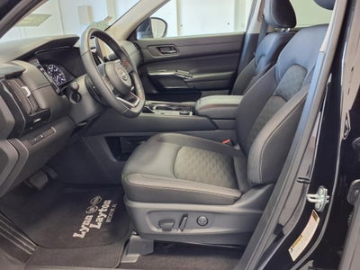 2024 Nissan Pathfinder SV,4WD
