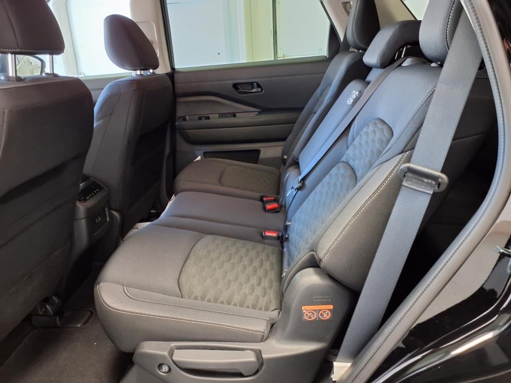 2024 Nissan Pathfinder SV,4WD