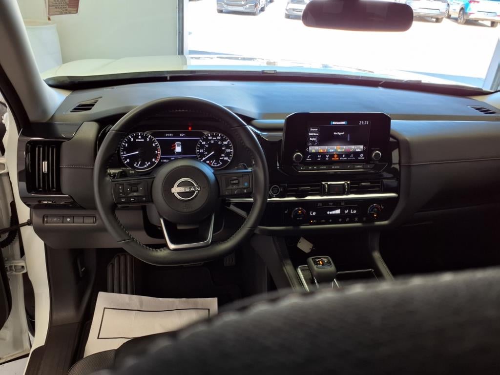 2024 Nissan Pathfinder SV, 4WD