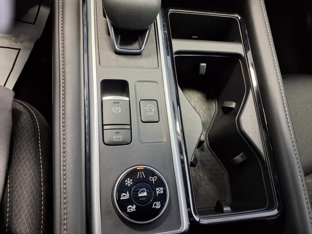 2024 Nissan Pathfinder SV, 4WD