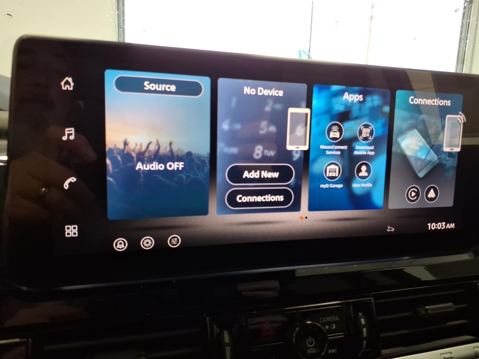 2026 Nissan Pathfinder SV