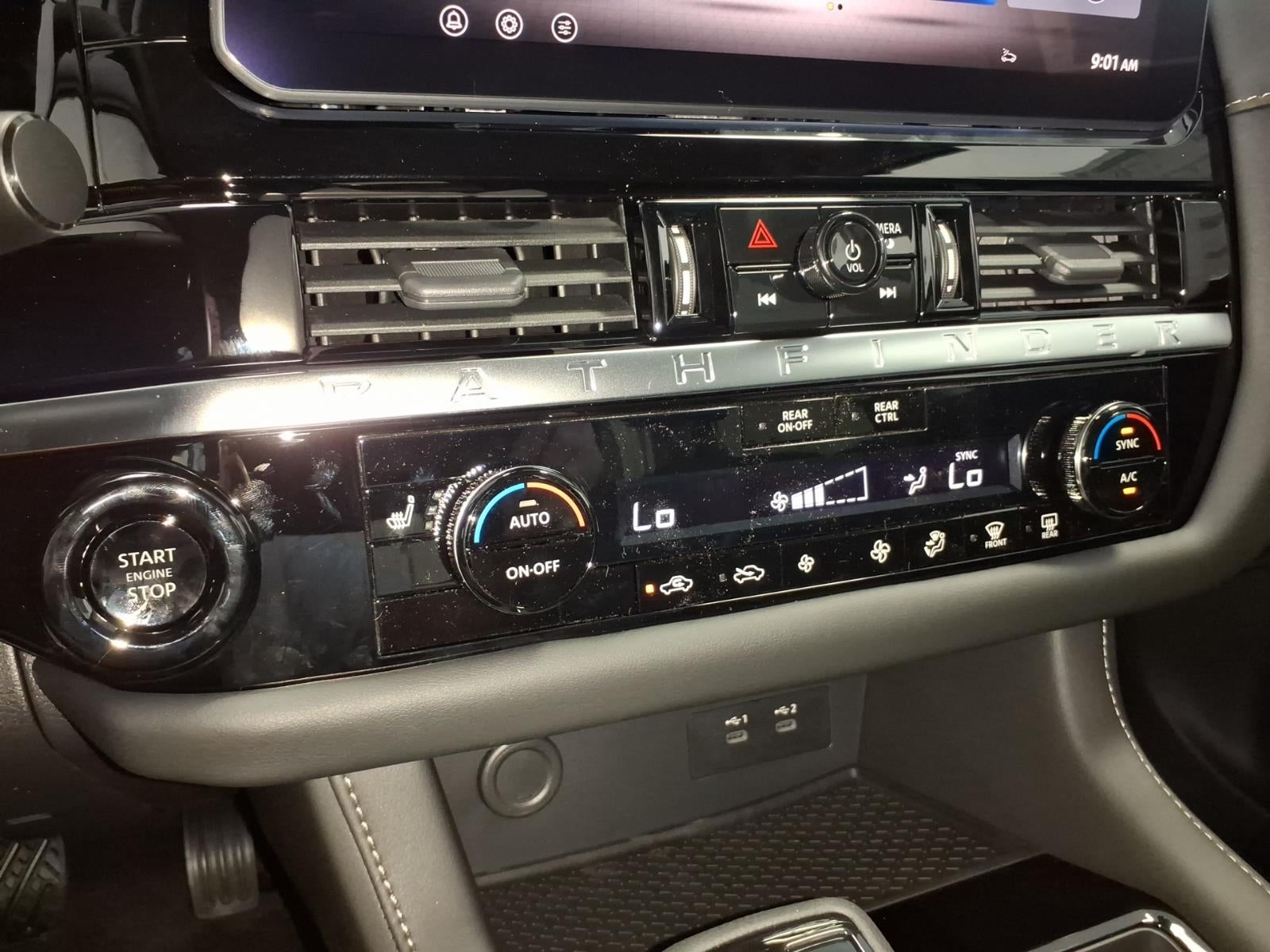 2026 Nissan Pathfinder SV