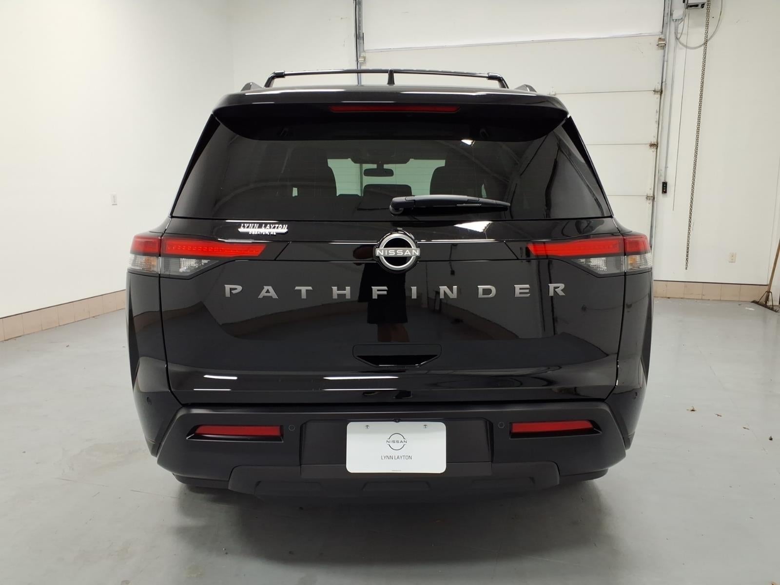 2026 Nissan Pathfinder SV